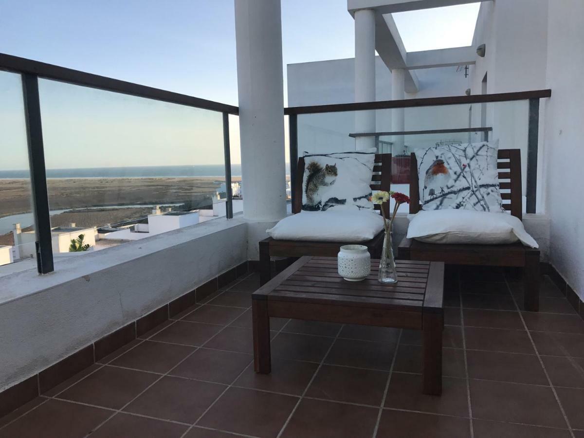 Casa Anna Apartment โกนิล เด ลาฟรอนเตรา ภายนอก รูปภาพ