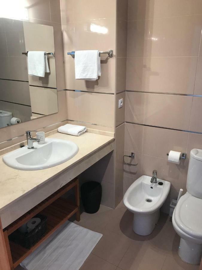 Casa Anna Apartment โกนิล เด ลาฟรอนเตรา ภายนอก รูปภาพ